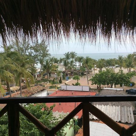 Hotel Buena Vista ปูแอร์โตเอสกอนดิโด ภายนอก รูปภาพ
