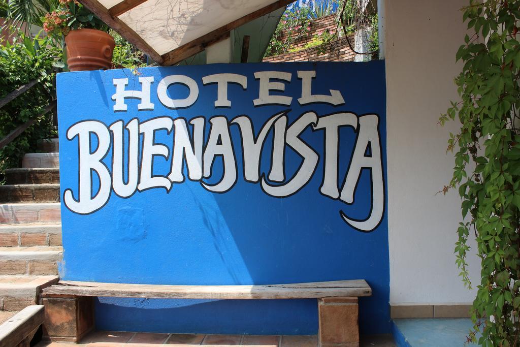 Hotel Buena Vista ปูแอร์โตเอสกอนดิโด ภายนอก รูปภาพ